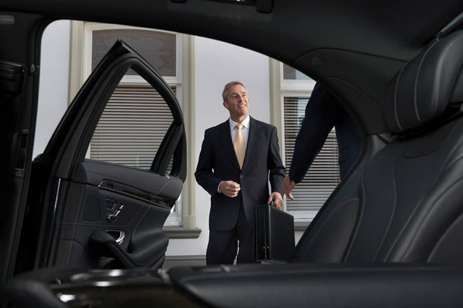 Benefits of Hiring a Limo Service